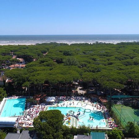 Hotel Camping Mare E Pineta à Lido di Spina Extérieur photo