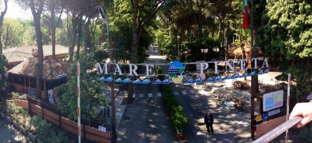 Hotel Camping Mare E Pineta à Lido di Spina Extérieur photo